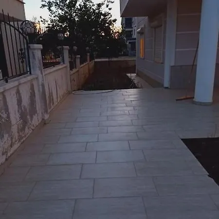 Ali Villa